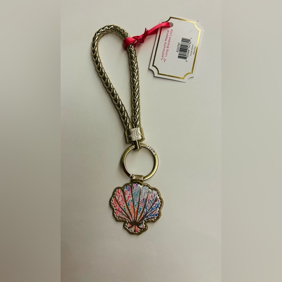 New Lilly Pulitzer Wristlet Keychain Seashell featured in Splashdance Summer - Picture 10 of 12